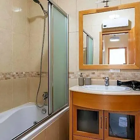 Homes With Panoramic Terrace מלון